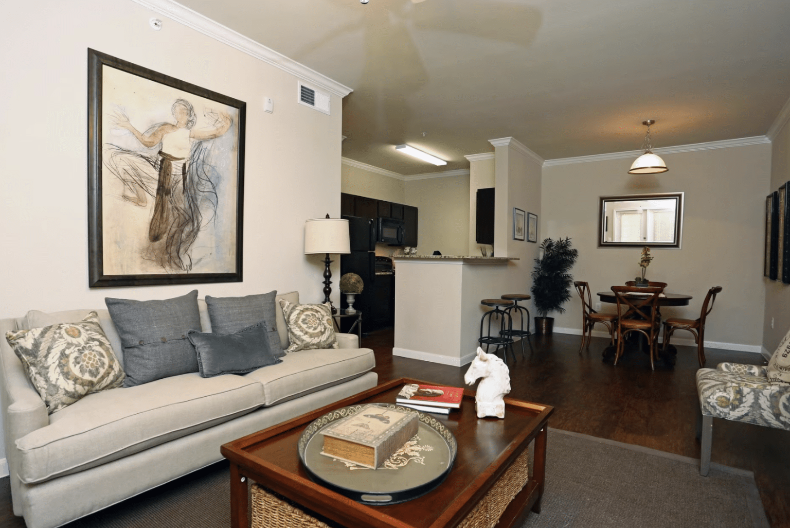 Amenities The Reserve at Lone Oak